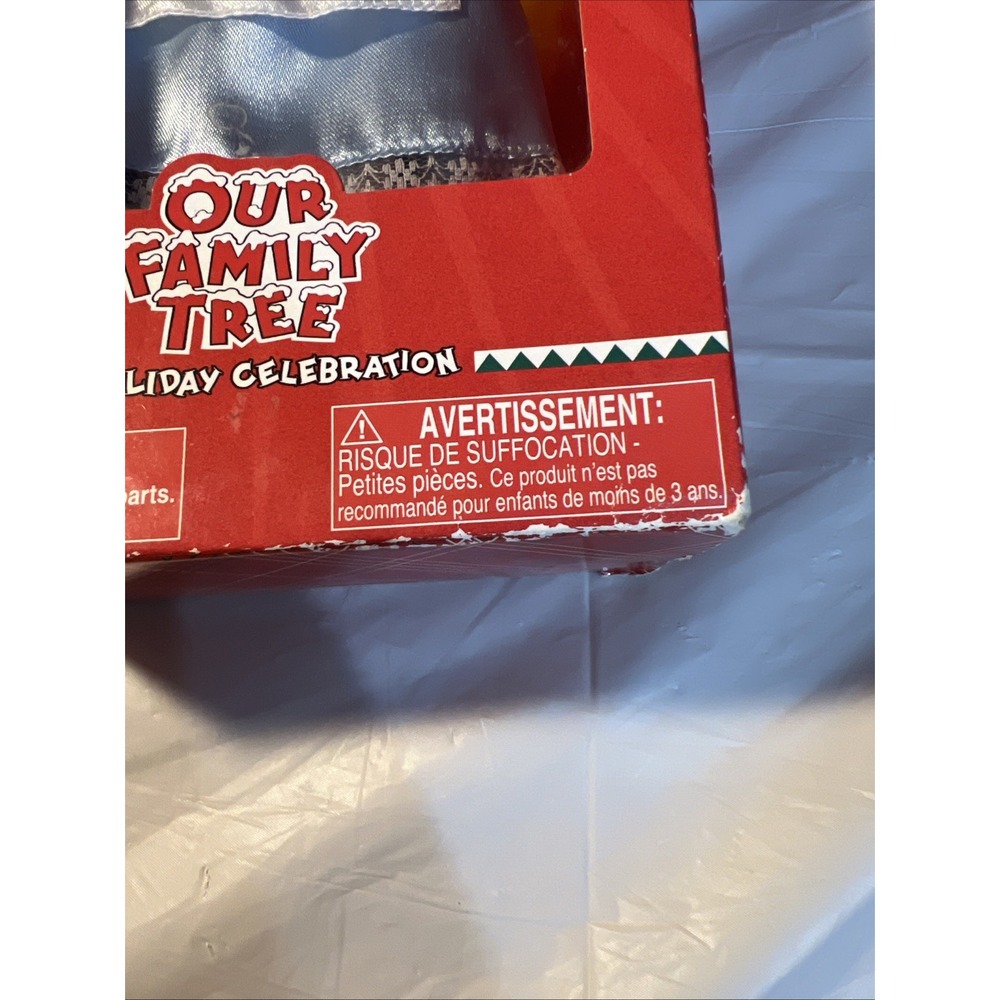 Alice in Wonderland Our Family Tree A Holiday Celebration Doll Disney Store Box - Picture 3 of 7